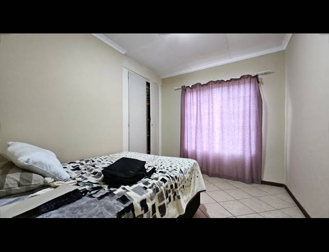 2 BEDROOM APARTMENT FOR SALE IN MOOIKLOOF RIDGE